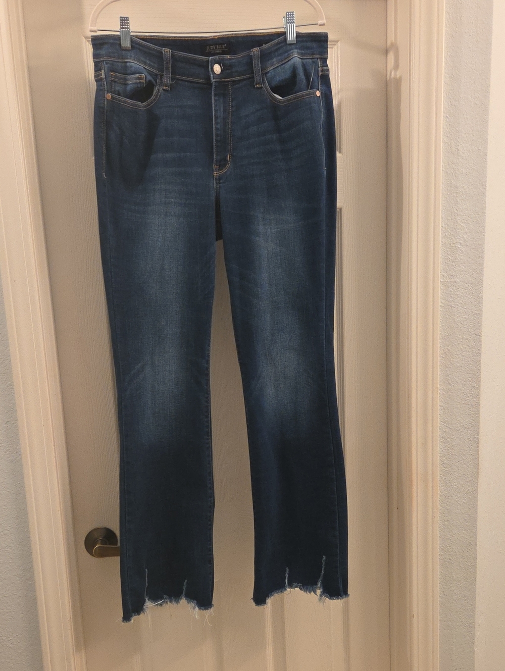 Judy Blue Mid Rise Distressed Hem Dark Wash Bootcut Jeans Size 15/32